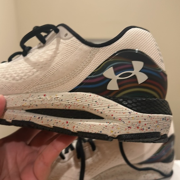 Under Armour Women’s HOVR Sonic 5 Pride Running Shoes - New Conditon - Picture 10 of 13